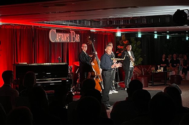 Mandarin Oriental Jazz Experience Mandarin Oriental Jazz Experience